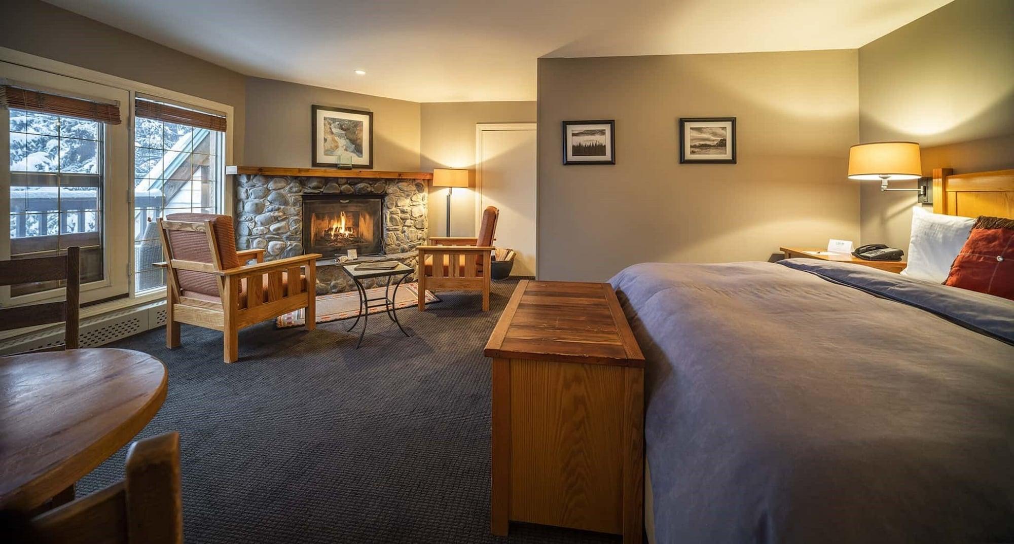 Emerald Lake Lodge Field Εξωτερικό φωτογραφία