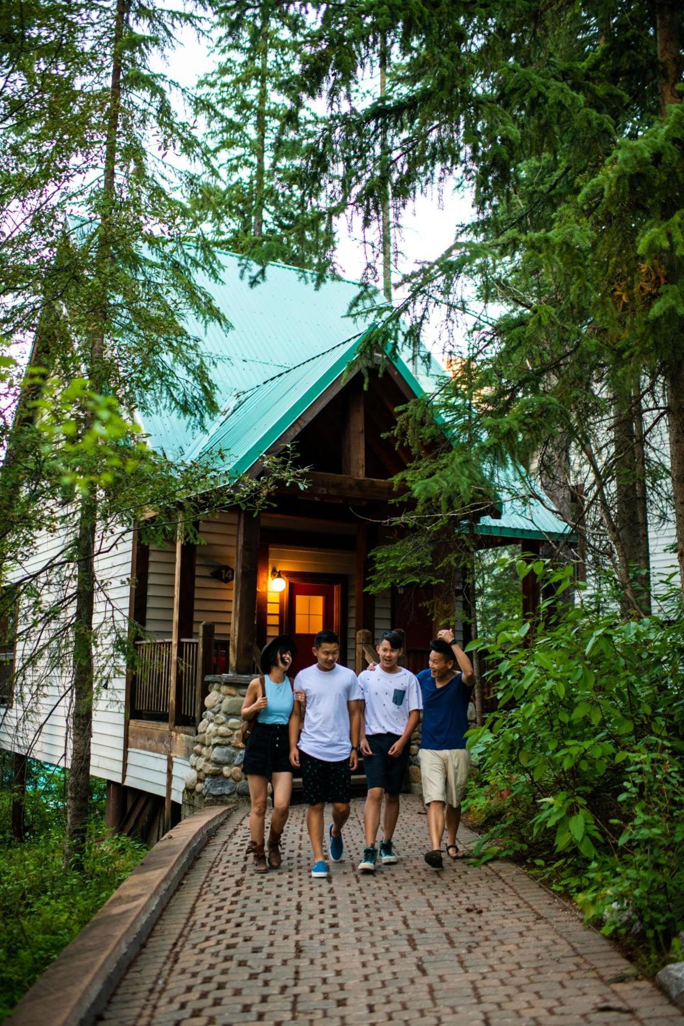 Emerald Lake Lodge Field Εξωτερικό φωτογραφία