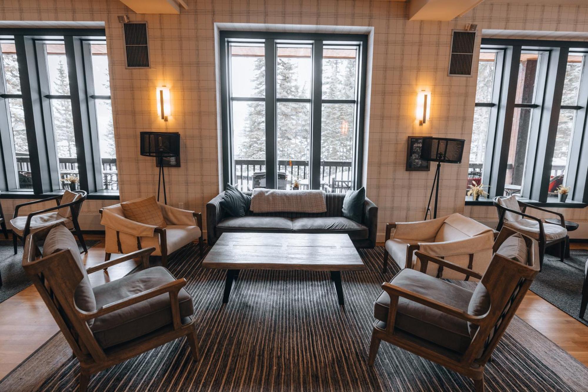 Emerald Lake Lodge Field Εξωτερικό φωτογραφία
