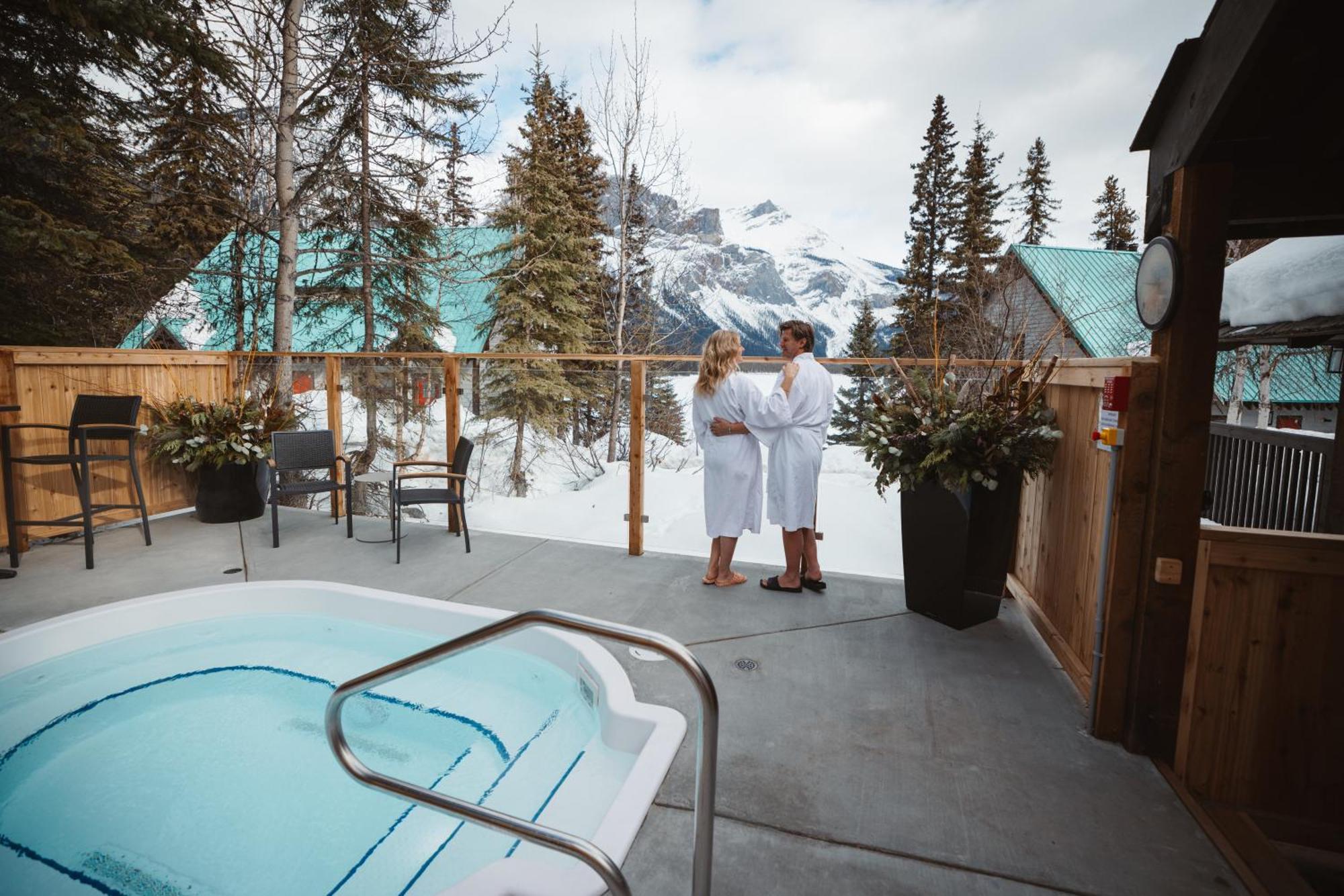 Emerald Lake Lodge Field Εξωτερικό φωτογραφία