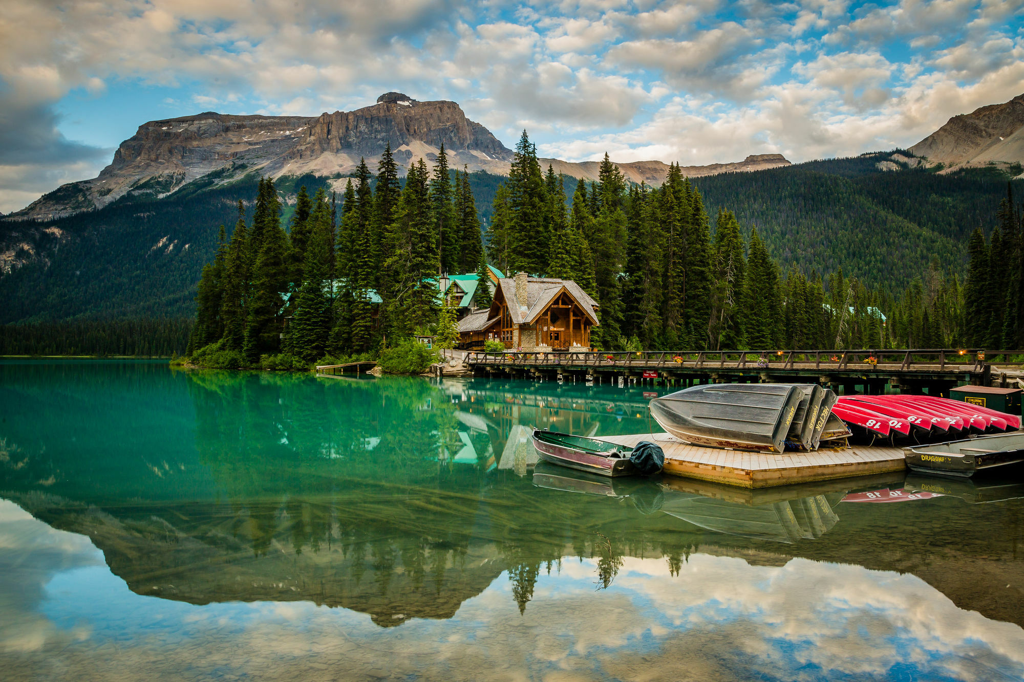 Emerald Lake Lodge Field Εξωτερικό φωτογραφία